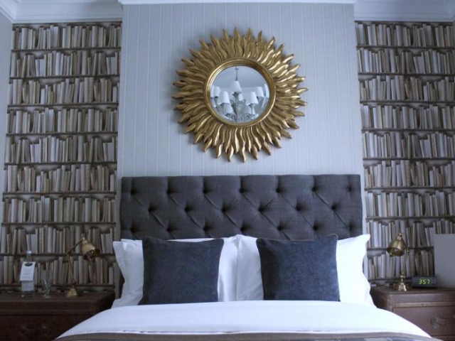 A Corner Bed and Breakfast - London