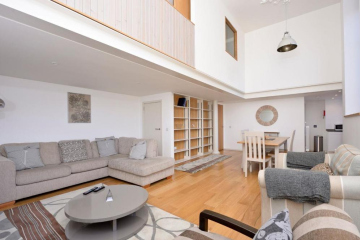 Destiny Scotland - Broughton St Loft Apartment