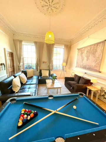 Newington House