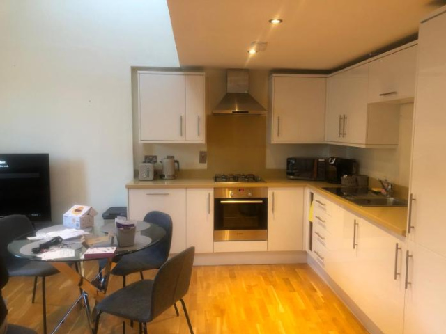 Private Parking 2 Bed 2 bath - Edinburgh