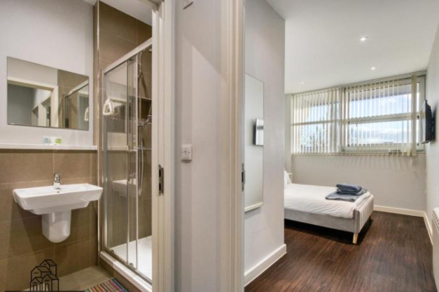 Cosy 1-Bed by Heathrow Airport - 希斯羅