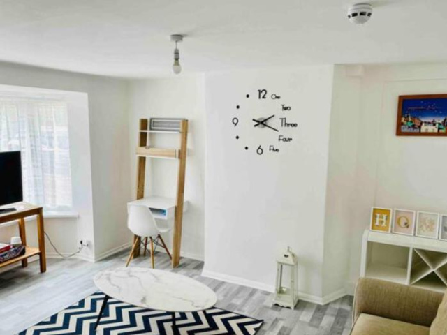 Fabulous, Spacious, Modern home close to Heathrow - Heathrow