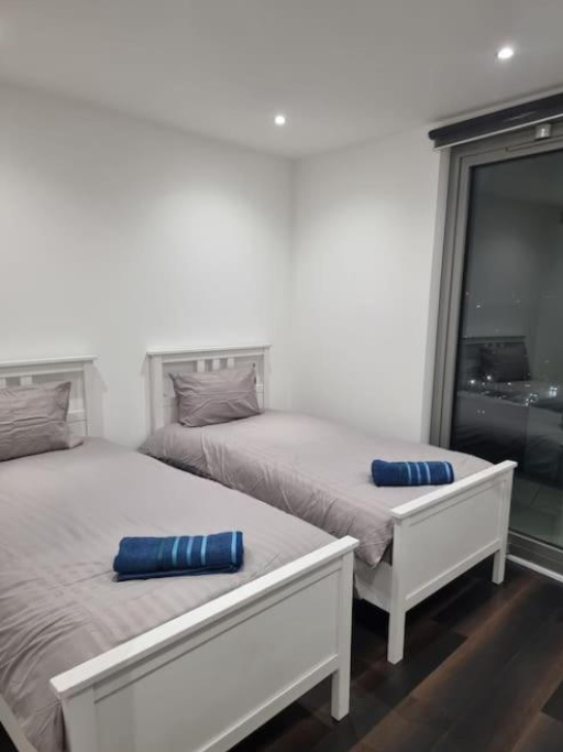 014- Panoramic city view 2 bedrooms 1201 - Heathrow