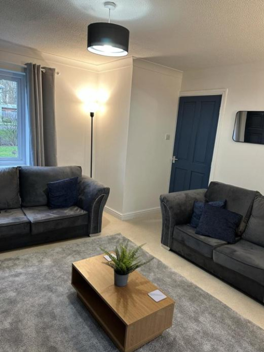 6 Stephenson Way - York