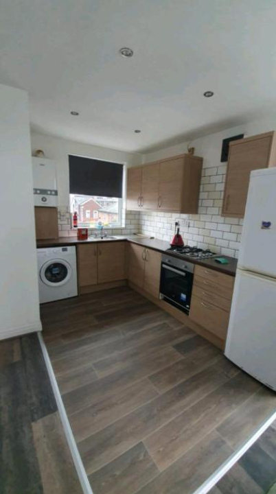 Double Room in Levenshulme (Shared Bathroom) - Manchester