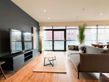 Lovely Two Bed Apartment in Finnieston