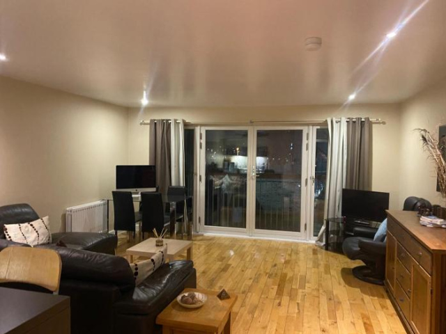 City Centre 2 bedroom apartment, secure parking. - Glasgow