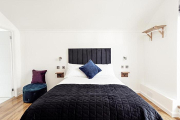 Cambridge House Hotel