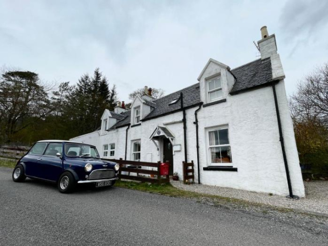1 Keepers Cottage Skeabost Bridge Isle Of Skye - Highlands
