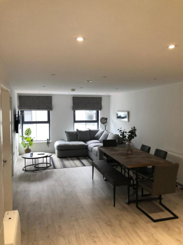 Luxury apartment in the heart of Portrush Main St