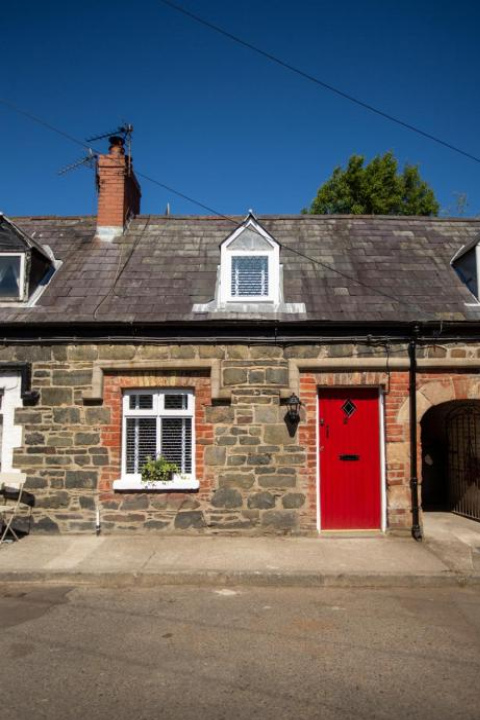 Arthur Street cottage - Northern Ireland