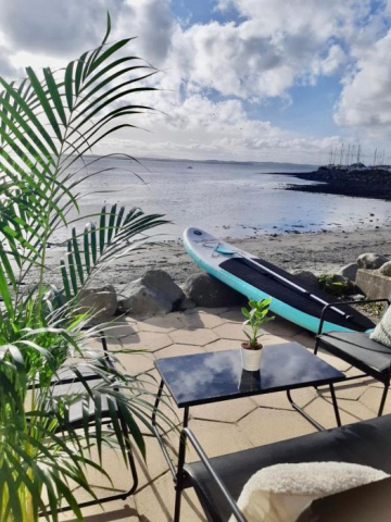 Relax with spectacular views and Hot Tub