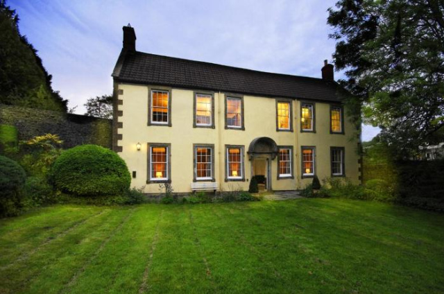 Topside House - Beautiful 7 bedroom house with hottub wifi and parking near Bath Wells Frome - Somerset