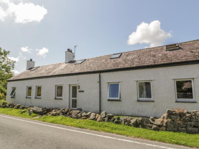 Ael Y Bryn - Anglesey
