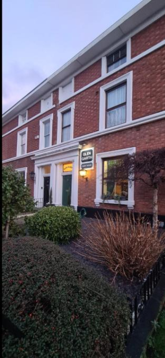 Glenus Guest House - Chester