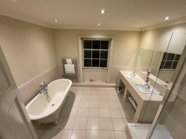The Commercial Bar & Hotel - Chester