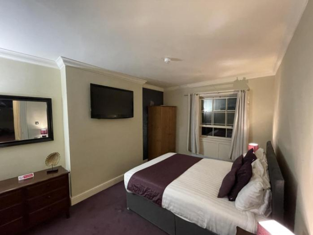 The Commercial Bar & Hotel - Chester