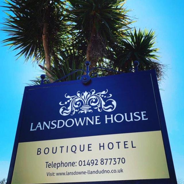 Lansdowne House with Private Car Park - 蘭迪德諾