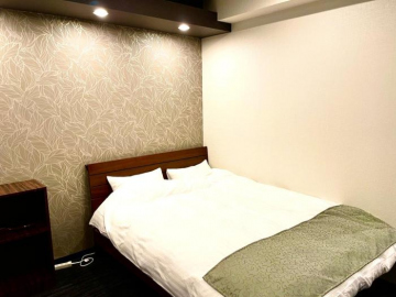 AYA Hotel