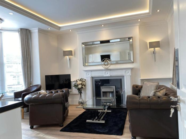 The Maureen Suite - Llandudno