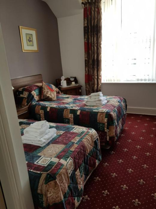 Carden House Hotel - Llandudno