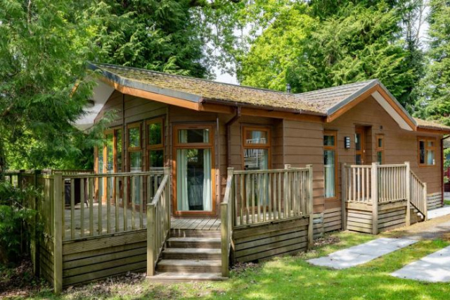 Forest Pines Lodge - 鮑內斯溫德米爾