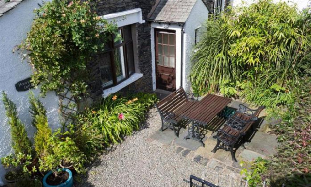 Honeysuckle Cottage - Bowness-on-Windermere