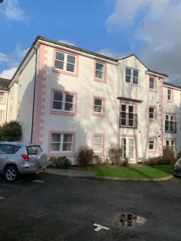 Keswick Ground floor apartment with parking