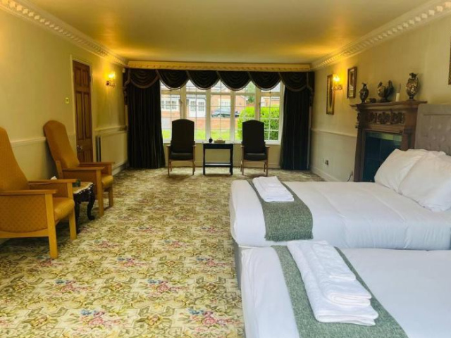 Lovely 10-Bed House in Birmingham - Birmingham