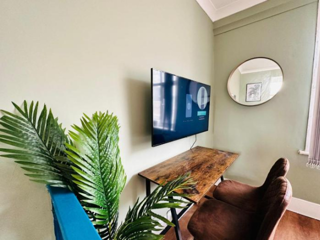 Super Central Location I Tropical Studio Apartment I Next to Brighton Beach and North Lanes - Brighton and Hove