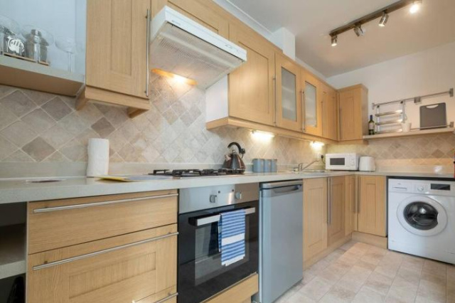 Cosy, bright apartment moments from the sea! - Brighton and Hove