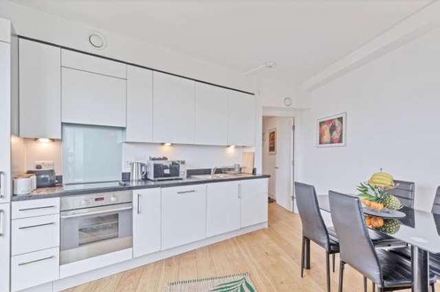 Panoramic Pad with Great Views - By My Getaways - Brighton and Hove