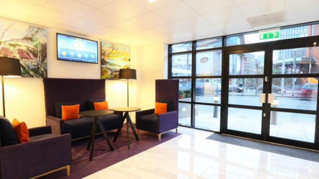 Cardiff Bute Terrace Hotel By Belvilla - Cardiff