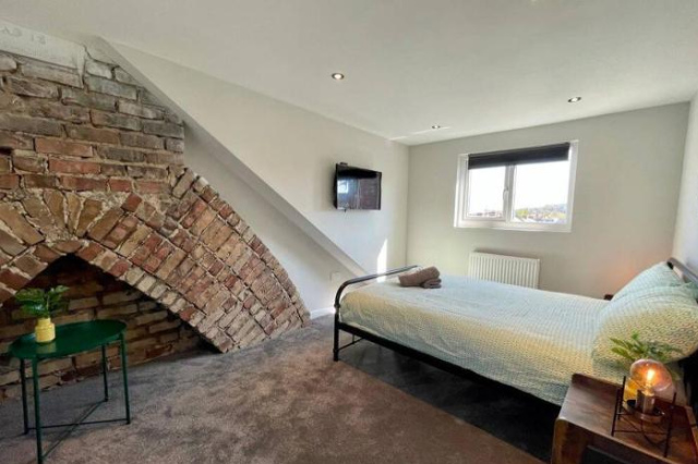 Large House near Victoria Park For Groups, 10 mins bus to City Centre - 卡地夫