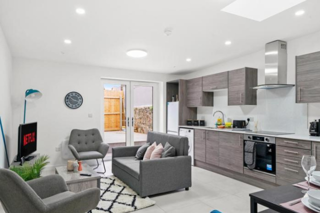 Beautiful Central Cardiff Gem - Private Patio - Cardiff