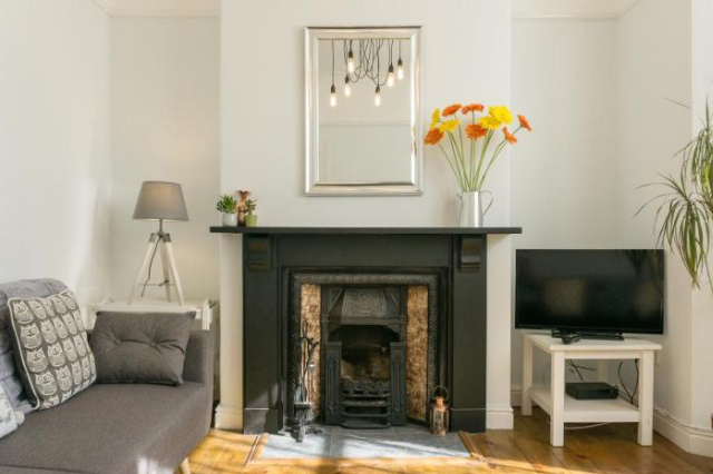 House for Families or Groups near Cardiff City Centre - 卡地夫