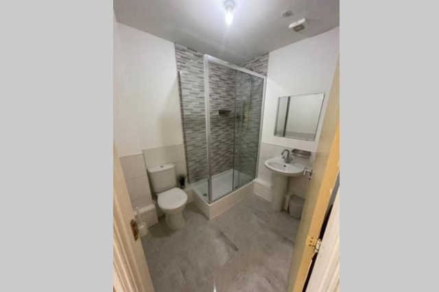 27 Lock Keepers Court by Mia Living Spacious 2 bedroom apartment with FREE parking - 卡地夫