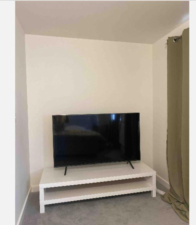 2 bed close to leeds city new built free parking - Leeds