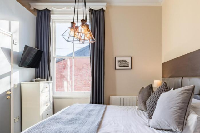 The Thoresby at Claremont Serviced Apartments - Leeds
