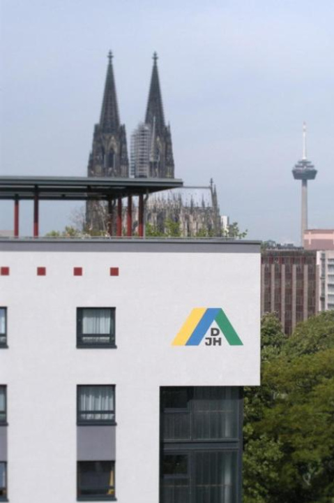 Cologne Deutz Youth Hostel - Cologne