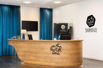 Anna Symphony Art Hotel