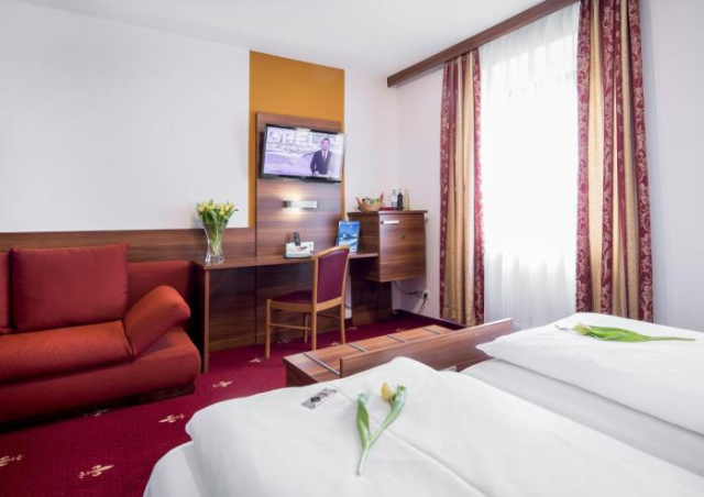 TIPTOP Hotel Burgschmiet Garni - Nuremberg