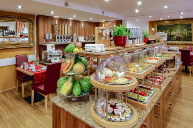 TIPTOP Hotel Burgschmiet Garni - Nuremberg