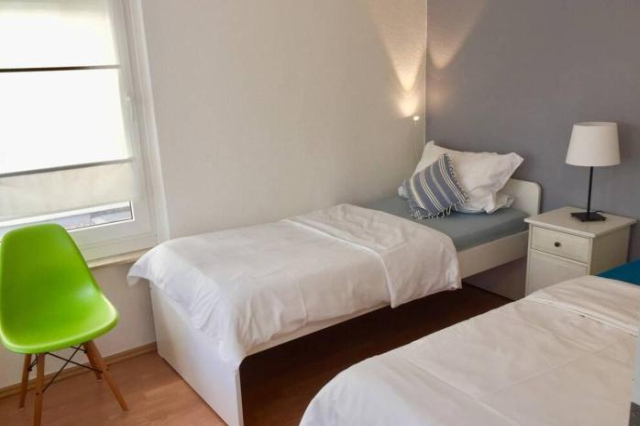 Apartment 120 qm -3 Schlafzimmer-2 Bäder- für 7 Gäste - Dusseldorf