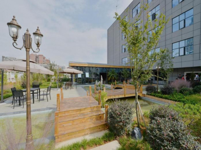 Lavande Hotel Xingyi Jushan Avenue - Guizhou