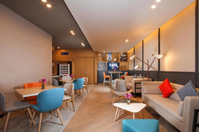 Holiday Inn Express Chengdu East Railway by IHG - Near The World Games Gymnasium - Sichuan