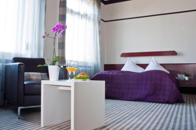 Hotel Neuer Karlshof - Baden-Baden