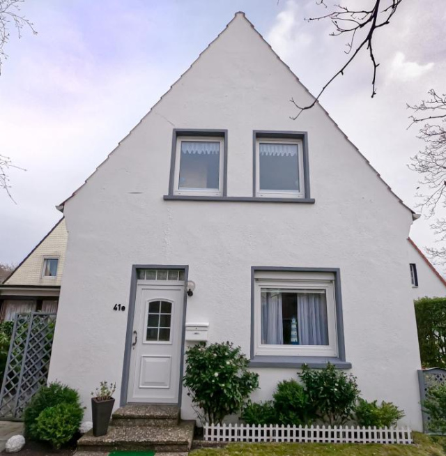 122232-1237347