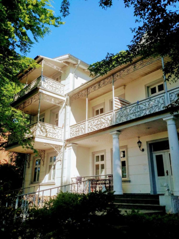 Villa Sanssouci - Bäderstilvilla mit individuellen Wohnungen - 奧茨巴德賓茲 最低房價7400元