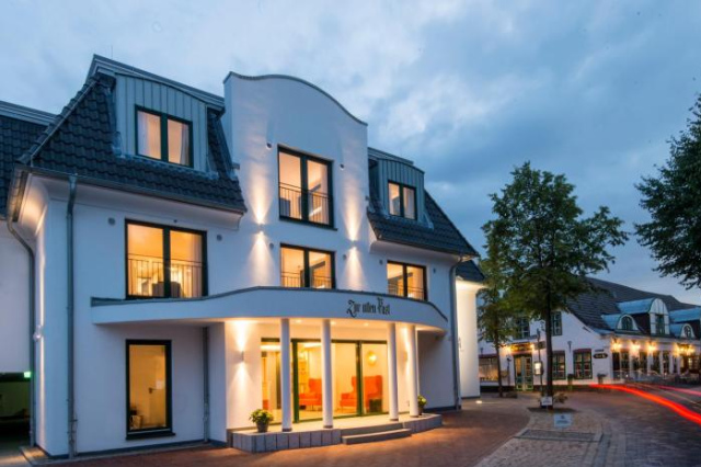 Hotel Zur alten Post - Busum
